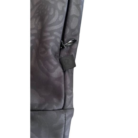 Lululemon 1/4 Back Zip Womens 8 Floral Pullover Jacket Sweatshirt - Picture 7 of 9